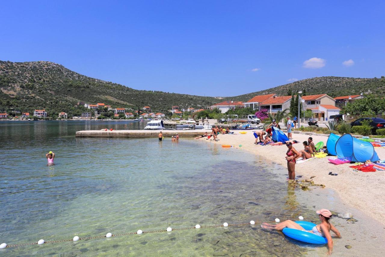 Apartments With A Parking Space Poljica, Trogir - 10010 Marina Esterno foto