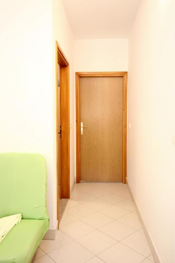 Apartments With A Parking Space Poljica, Trogir - 10010 Marina Esterno foto
